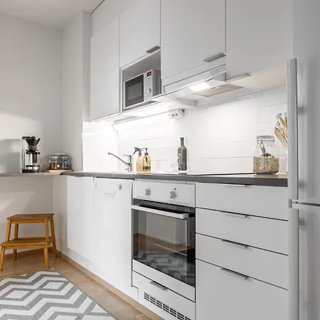 Stylish Nordic 2br With Sauna - Steps From The Cathedral