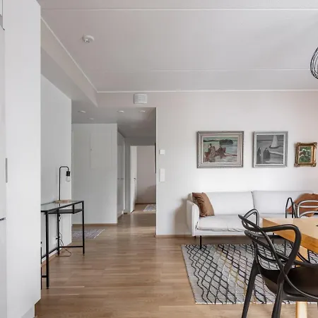 Appartement Stylish Nordic 2br With Sauna - Steps From The Cathedral *